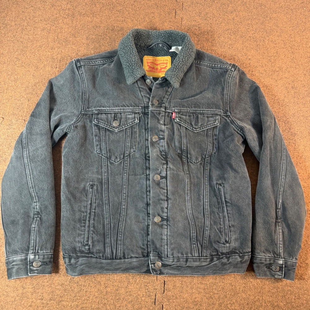 Levis Sherpa Lined Trucker Jacket Mens Medium Washed Black Denim Coat minty* A+